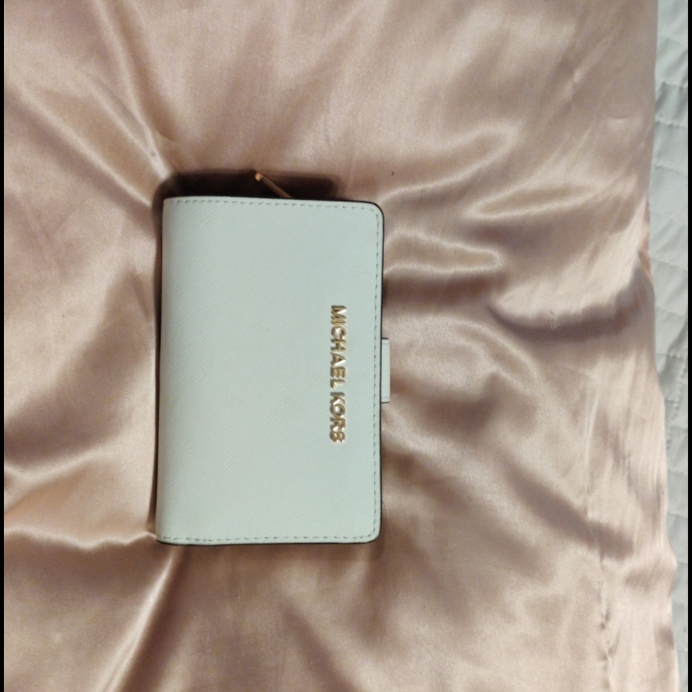 White Rose Gold Wallet